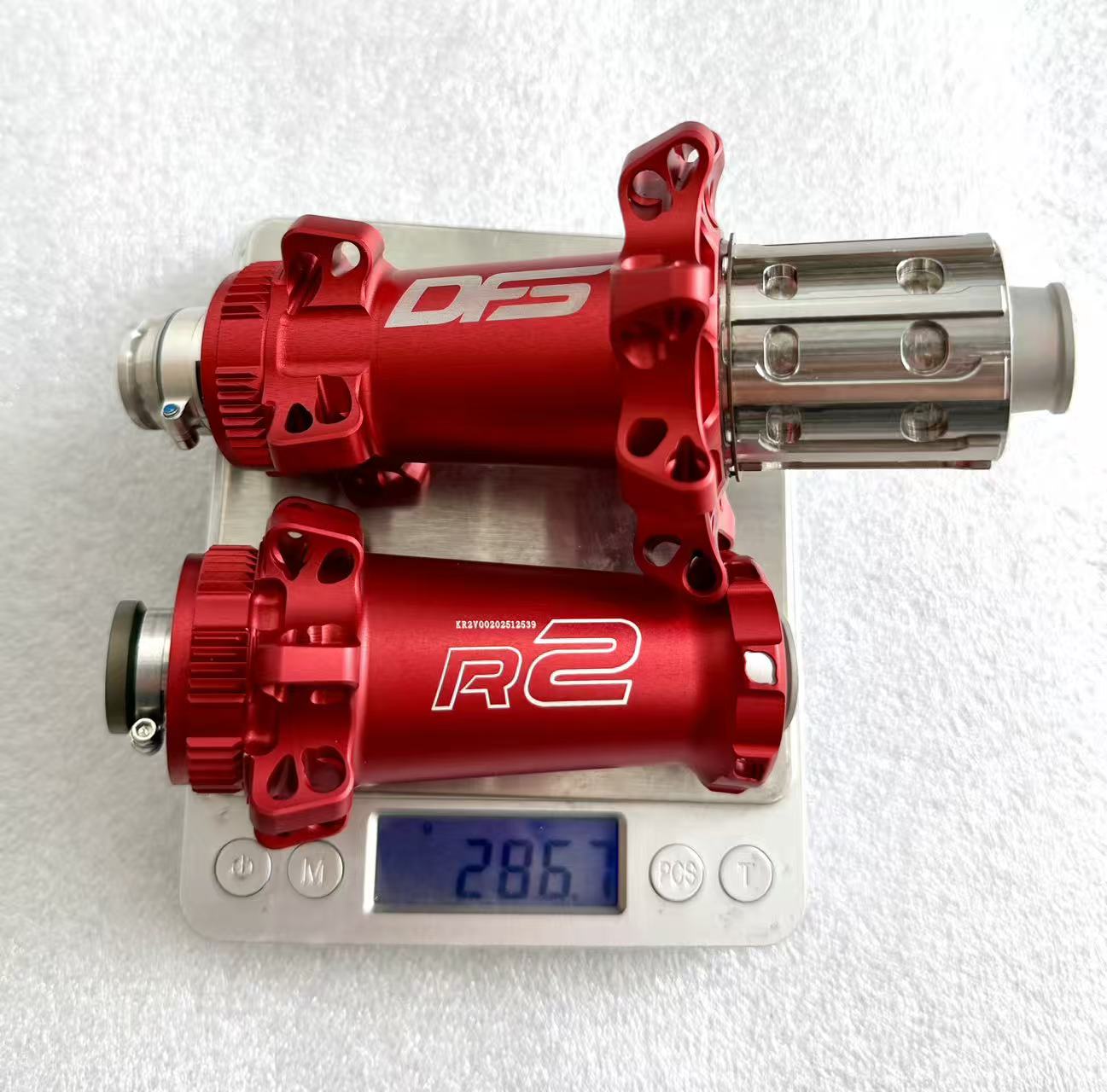 PULSE R2 HUB The Performance Hub Built Without Compromise.