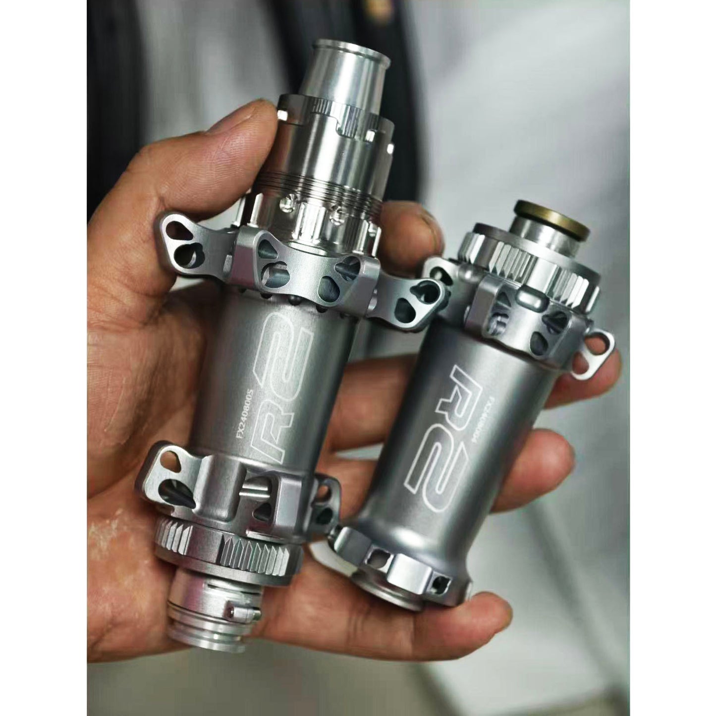 PULSE R2 HUB The Performance Hub Built Without Compromise.