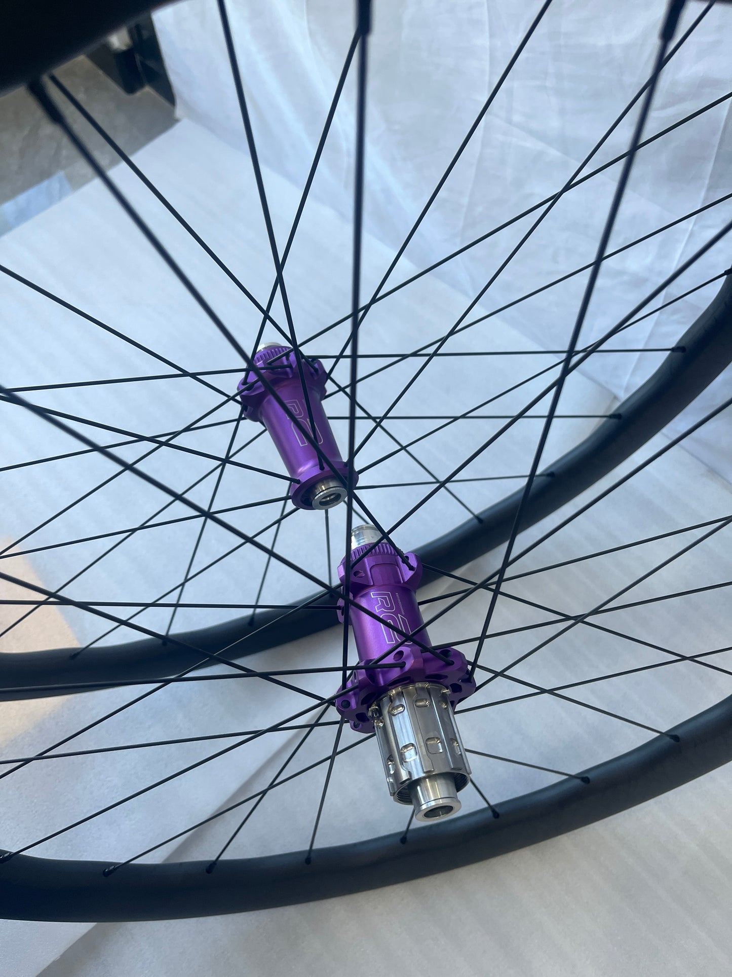 PULSE R2 HUB The Performance Hub Built Without Compromise.