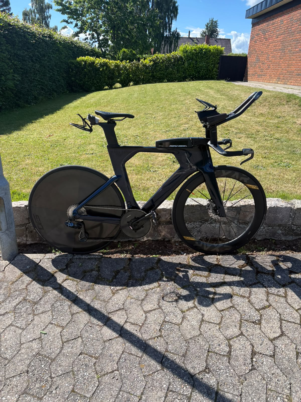 AERO Disc | Lenticular Carbon Rear Wheel