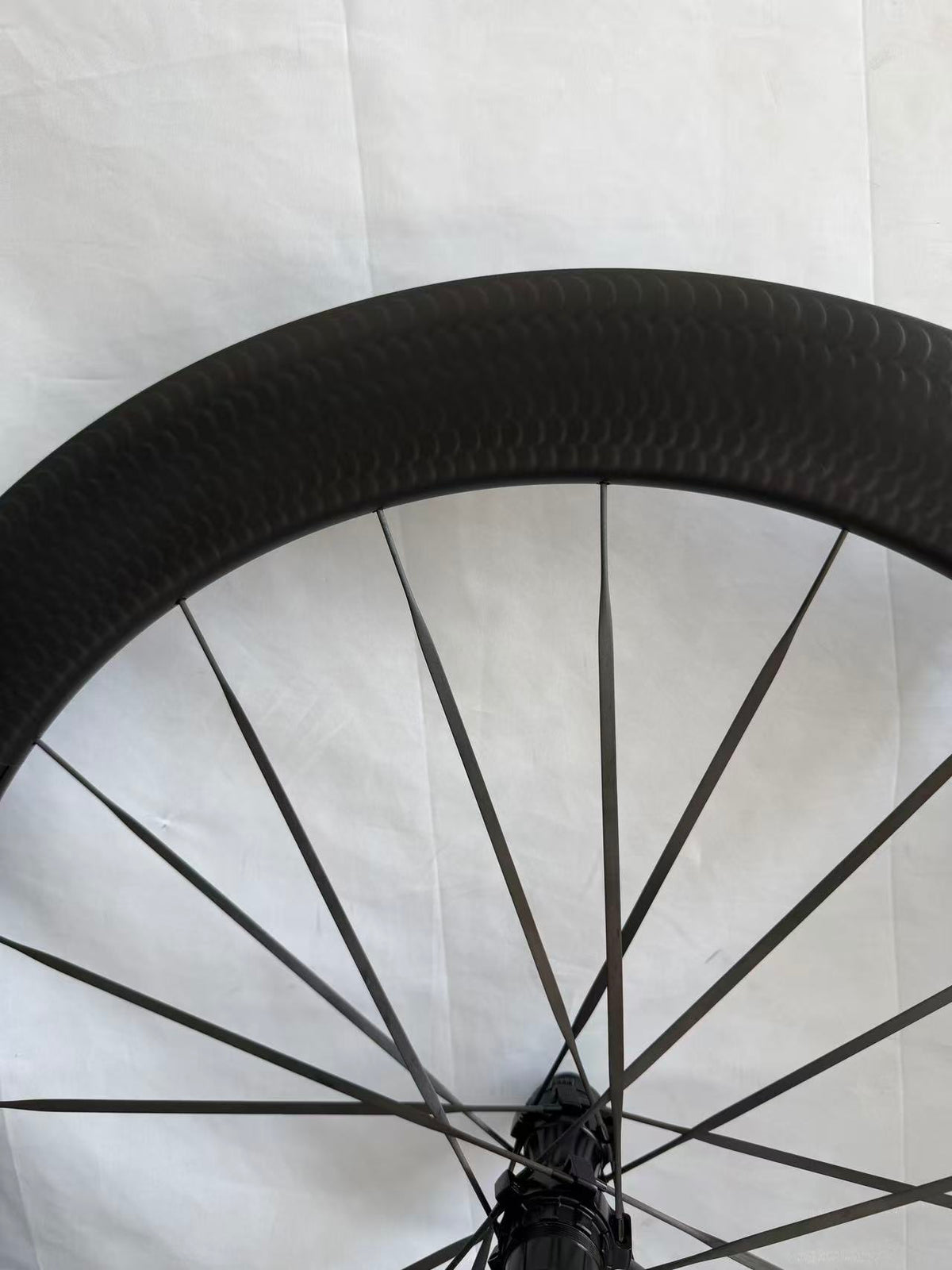 DFS VANTA SCALE Carbon Road Wheelset – Fish-Scale Surface Carbon Spokes 45/55/65mm depth