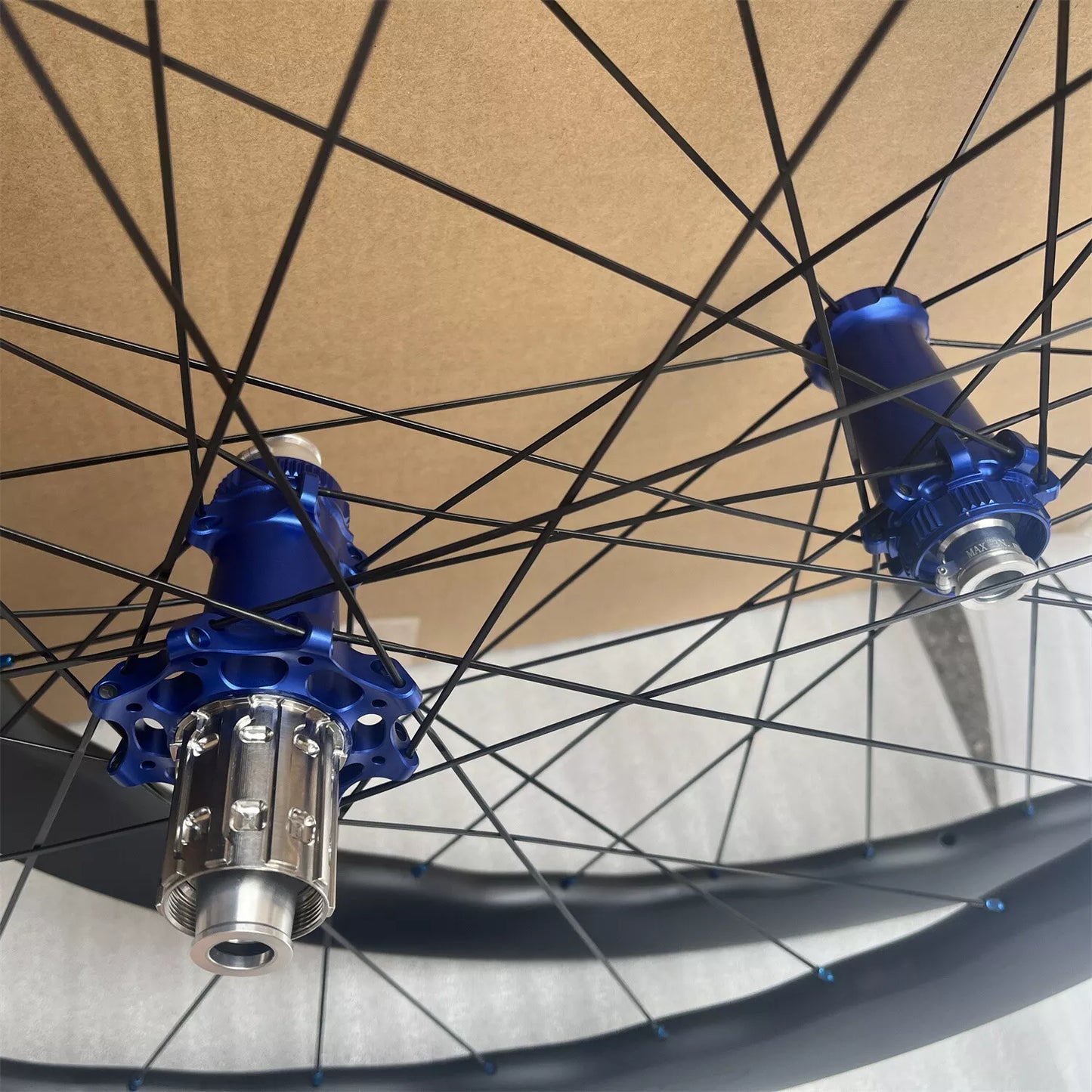 PULSE R2 HUB The Performance Hub Built Without Compromise.